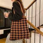 Houndstooth Knit Tote Bag