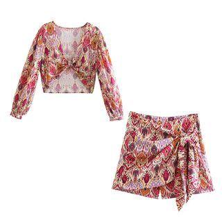 V-neck Twisted Floral Print Blouse / Mini A-line Skort