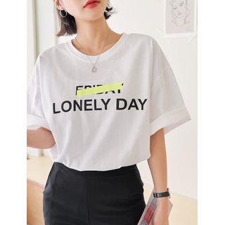 Plus Size Lonely Day Letter T-shirt