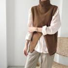 Turtleneck Slit Sweater Vest