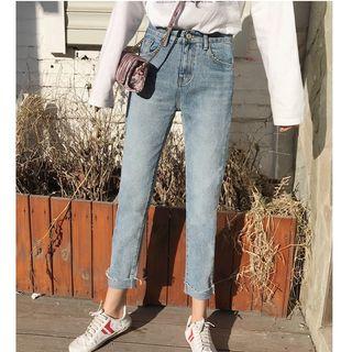 Cropped Straight-cut Jeans / Crew-neck Tank Top