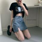 Short-sleeve Bear Print T-shirt / Fitted Mini Skirt