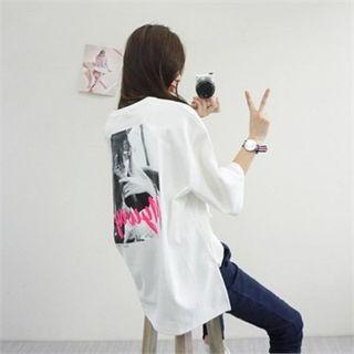 Dip-back Printed Long T-shirt