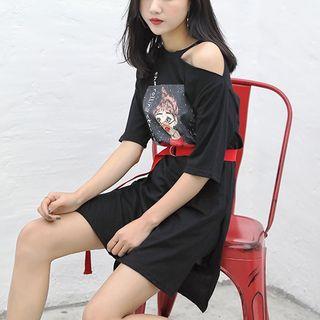 Cutout Shoulder Belted Long T-shirt