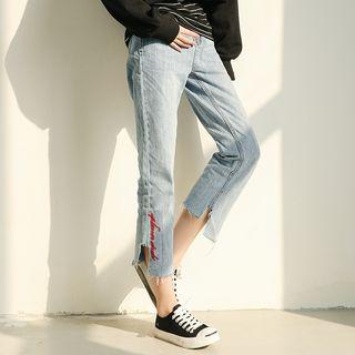 Asymmetric Frayed Hem Embroidered Cropped Jeans