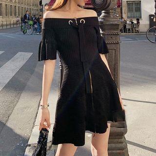 Zip Detail Off-shoulder A-line Dress