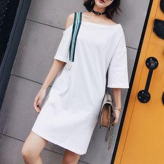 Cold Shoulder Elbow-sleeve T-shirt Dress