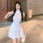 Sleeveless High Neck Knit Top / Pleated A-line Skirt