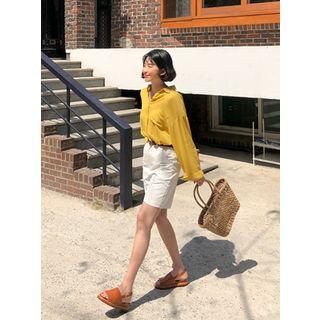 Button-front Seam-trim Shorts