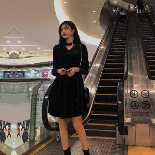 Long-sleeve Choker Neck Velvet A-line Dress