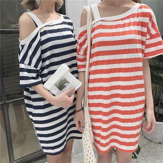 Off-shoulder Striped Loose-fit Short-sleeve Dress