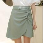 Short-sleeve Lettering T-shirt / Shirred A-line Mini Skirt