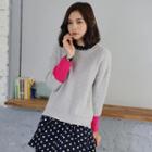 Crew-neck Contrast-trim Sweater
