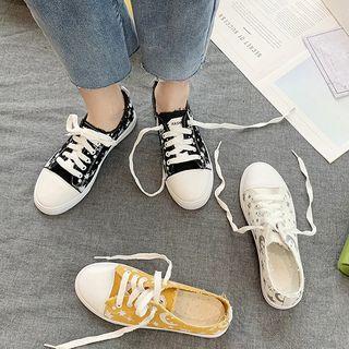 Star Pattern Canvas Sneakers