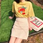 Short Sleeve Print T-shirt / Check Mini A-line Skirt