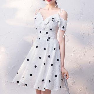 Cold-shoulder Dotted Fringed A-line Dress