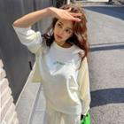 Raglan Long-sleeve Letter T-shirt