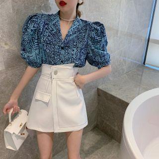 Contrast Stitching Skort / Puff-sleeve Patterned Blouse