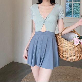 Set: Short-sleeve Two-tone Cutout Swimsuit + Skirt