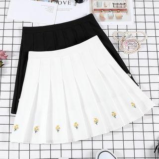 Inset Shorts Floral Embroidered Pleated Skirt
