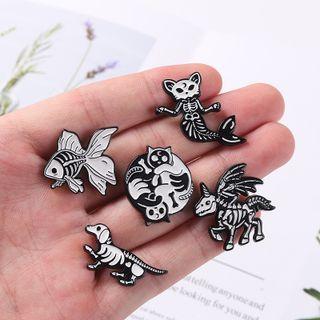 Cartoon Skull Brooch (various Designs)