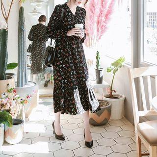 Long Sleeve Floral Print Sheath Dress