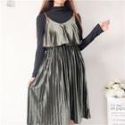 Mock-neck Long-sleeve T-shirt / V-neck Spaghetti Strap Dress