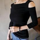 Square-neck Cutout-shoulder Top