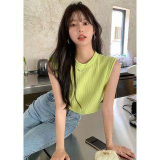 Sleeveless Loose-fit Crop Knit Top