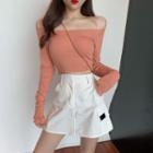 Off-shoulder Long-sleeve T-shirt / A-line Cargo Skirt