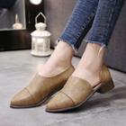 Pointed Block Heel Shoes