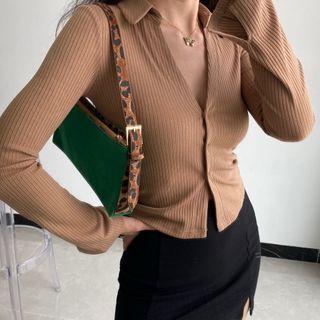 V-neck Sleeve Slit Ribbed Knit Top