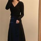 Long-sleeve V-neck Crisscross Top / High-waist Skirt