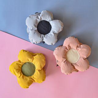Padded Flower Crossbody Bag