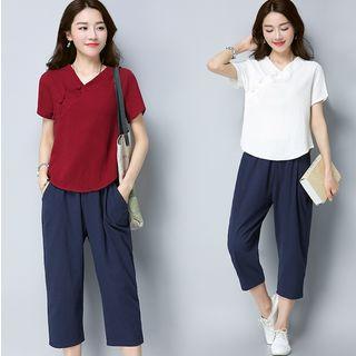Set: Plain Short Sleeve T-shirt + Cropped Pants