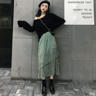Set: Long-sleeve T-shirt + Glitter Stripe Midi A-line Skirt