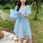 Square-neck Open-back Strap Knot Dress / Plain Jacquard Cap