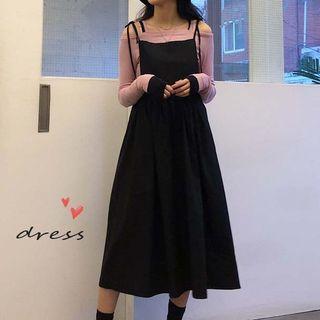 Off-shoulder Long-sleeve T-shirt / Spaghetti Strap Midi Dress