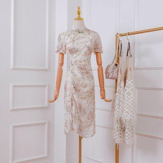 Lace Trim Floral Short-sleeve Shirred Midi Qipao