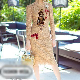 Sequined Cat Long-sleeve Lace Dress