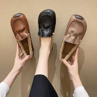 Plain Fleece-lined Flats