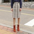 Checked Pencil Skirt With Belt