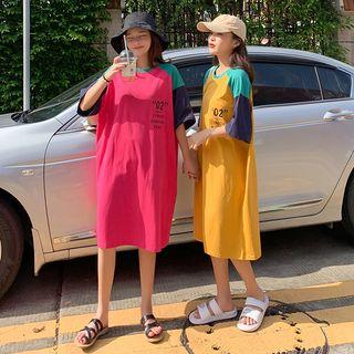 Elbow-sleeve Color Block Letter Midi T-shirt Dress
