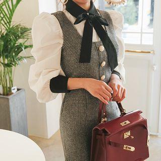 Contrast-collar Puff-shoulder Blouse With Tie