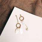Non-matching Scallop Petal Faux Pearl Dangle Earring