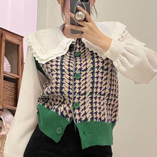 Houndstooth Button-up Sweater Vest / Wide Collar Blouse