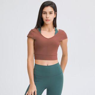 Short-sleeve V-neck Yoga Crop Top