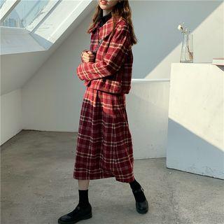 Faux Fur Collar / Plaid Button Jacket / Midi A-line Skirt