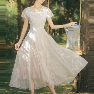 Short-sleeve Rose Embroidered Midi Dress
