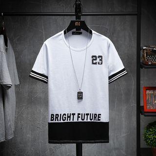 Short-sleeve Number 23 T-shirt